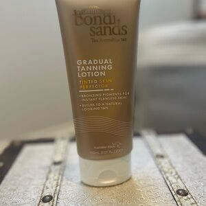 Bondi Sands Gradual Tanning Lotion - Bronze and White